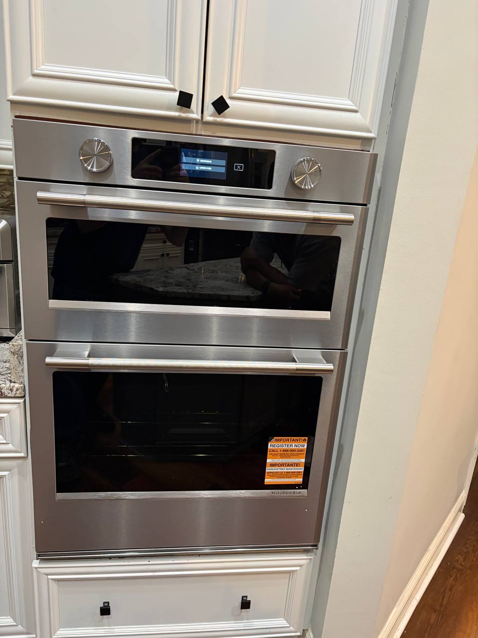 Double wall oven installation in Jacksonville home